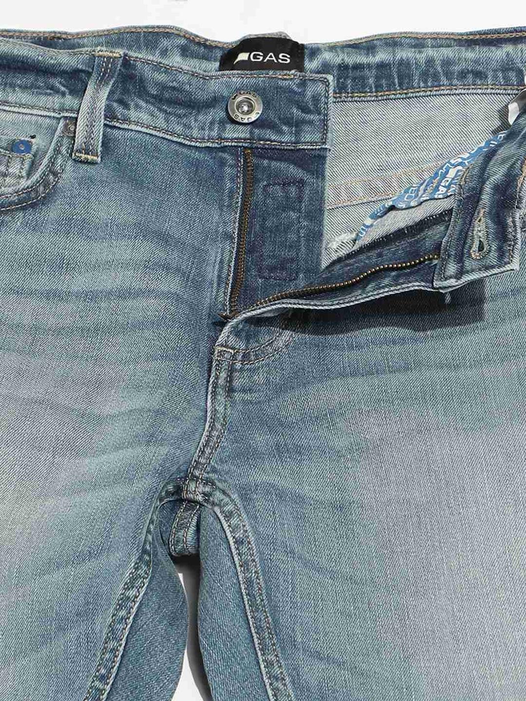 Relaxed Slim Fit Zippered Fly Denim