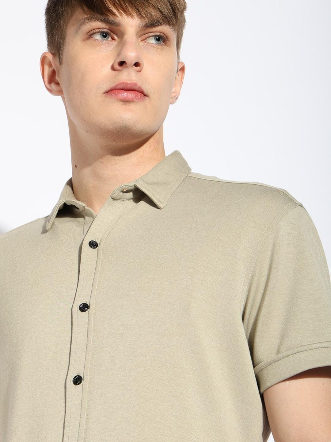 Short Sleeve Slim Fit Shirt