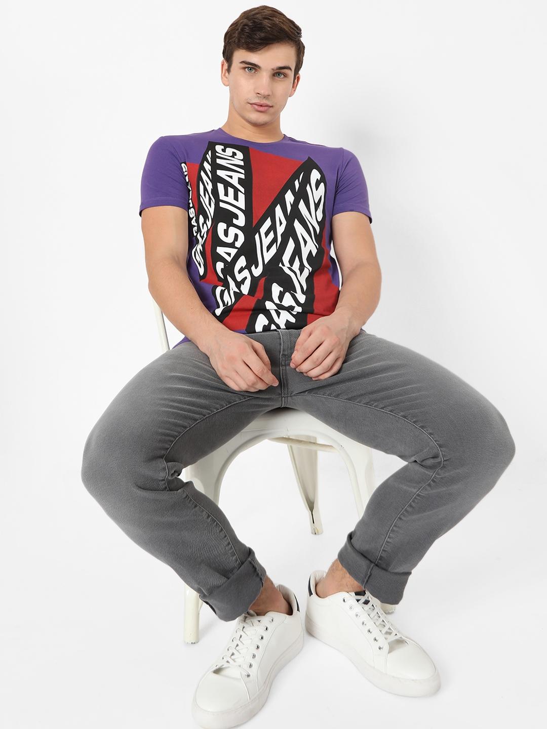 Typographic Print Slim Fit Crew-Neck T-shirt