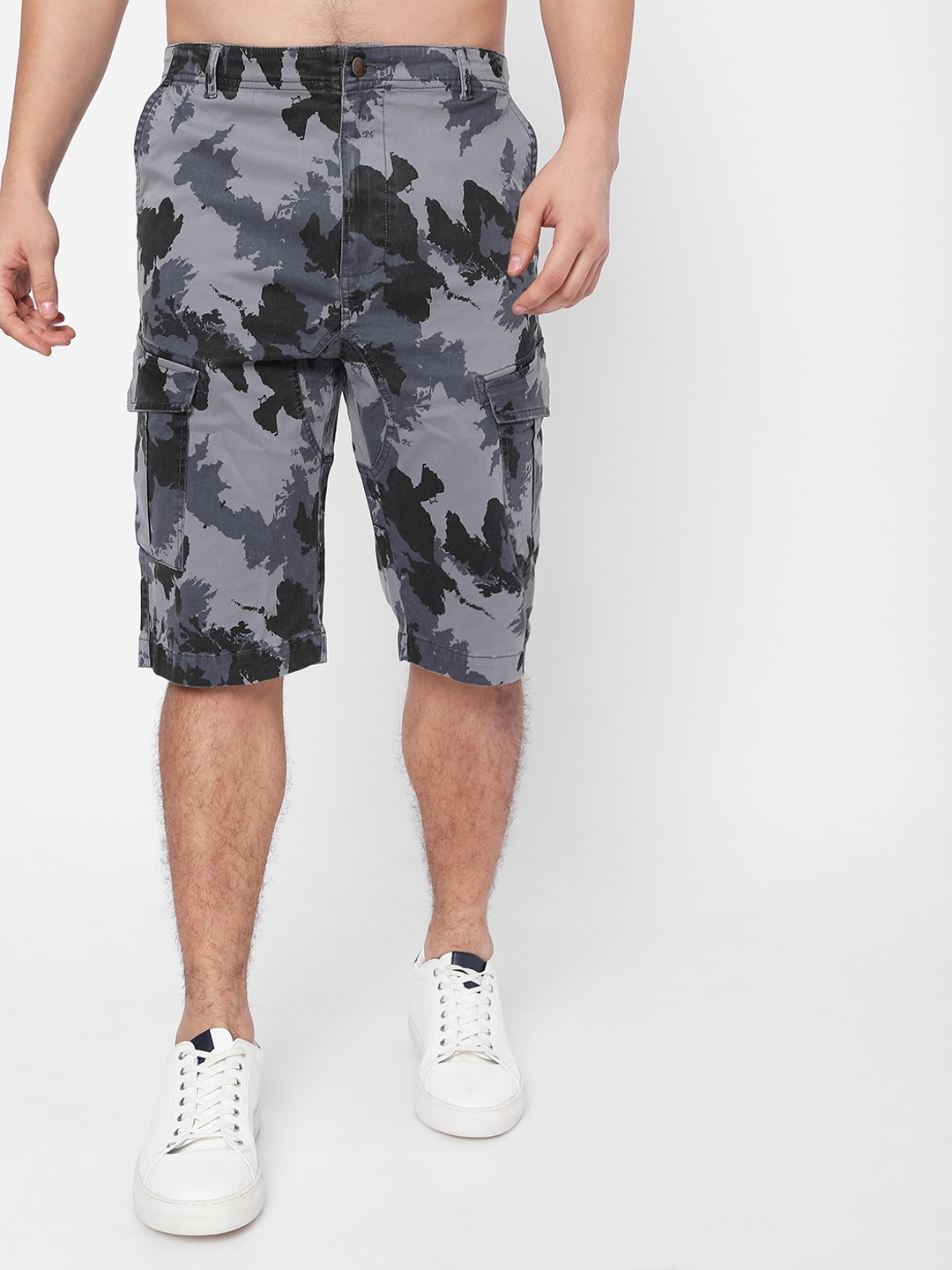 Slim deals camo shorts