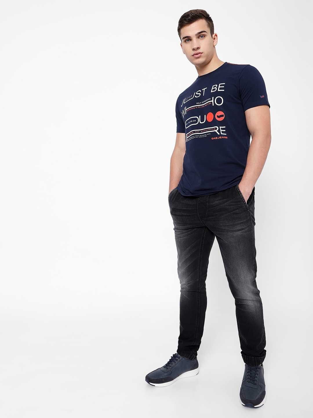 Typographic Print Slim Fit Crew-Neck T-shirt