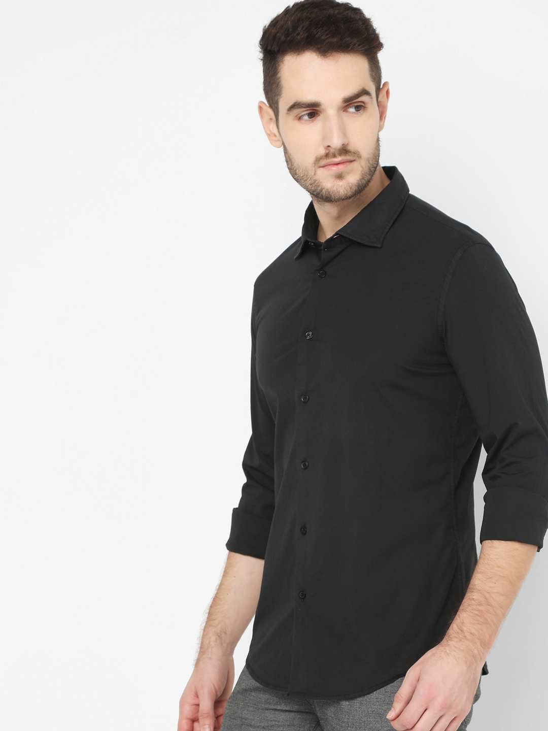 Slim Fit Shirt with Curved Hemline