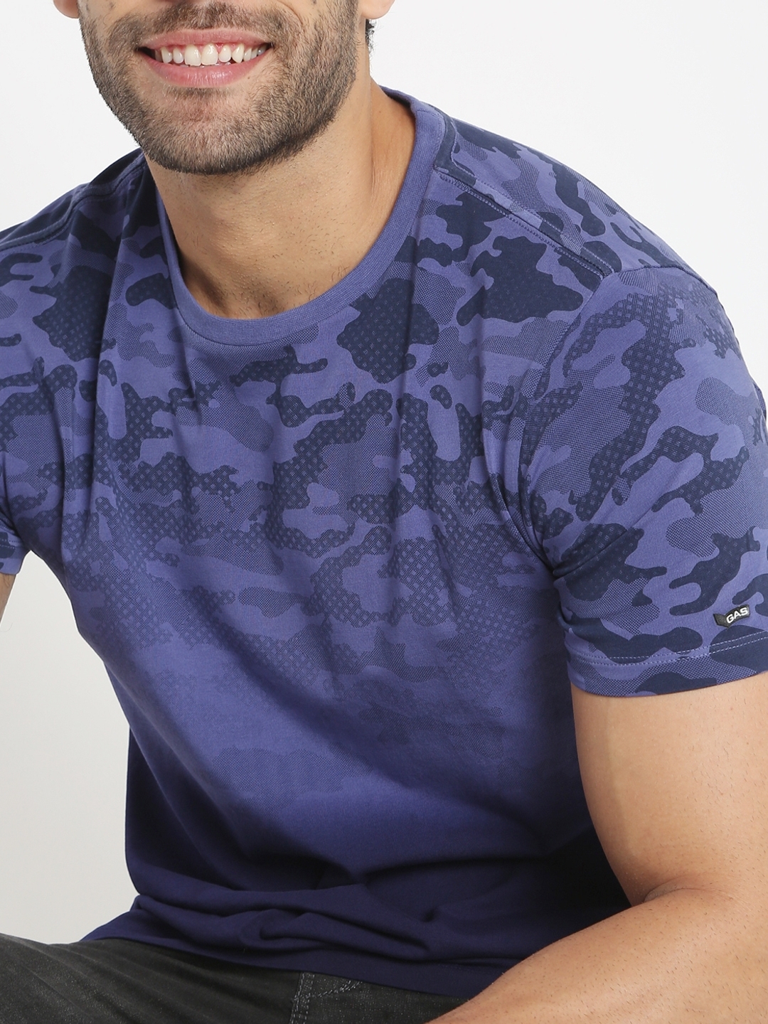 Scuba Ombre-Dyed Camo IN T-Shirt