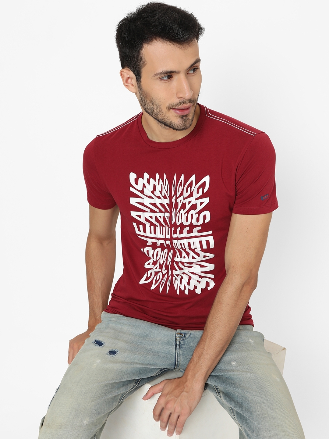 Brand Print Crew-Neck Slim T-shirt