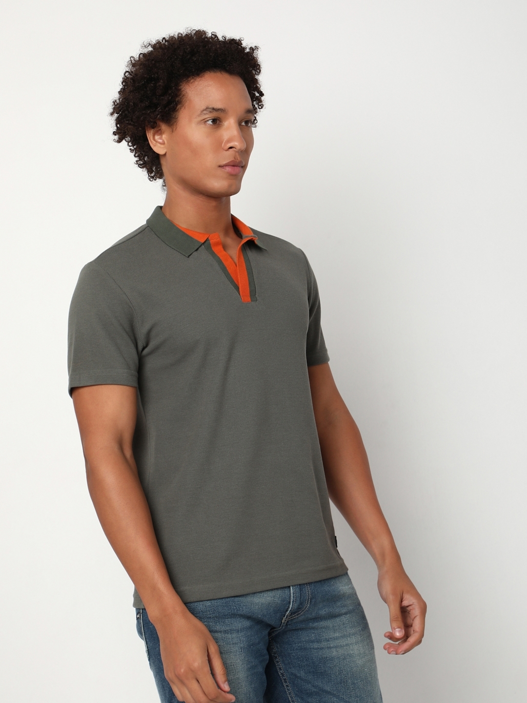 Regular Fit Half Sleeve Open Collar Solid Polycotton Polo T-Shirt