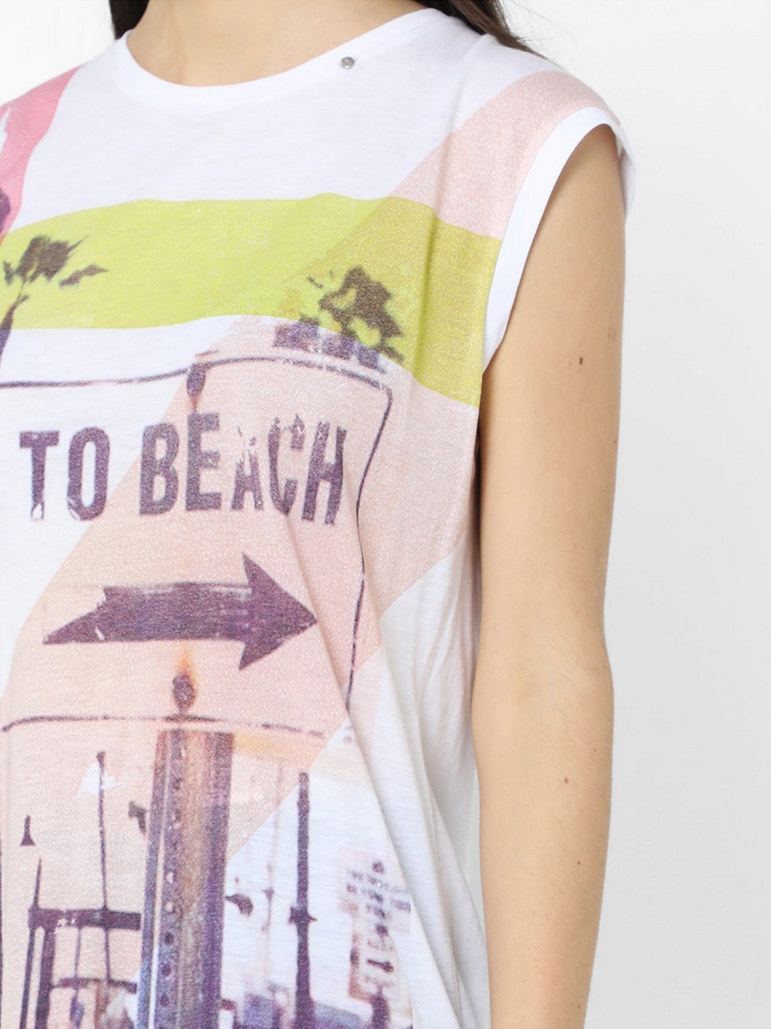 Meral To Beach Print Round-Neck T-shirt