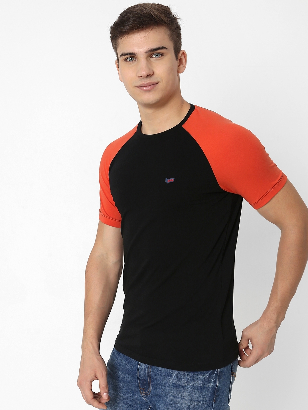 Colourblock Slim Fit Crew-Neck T-shirt