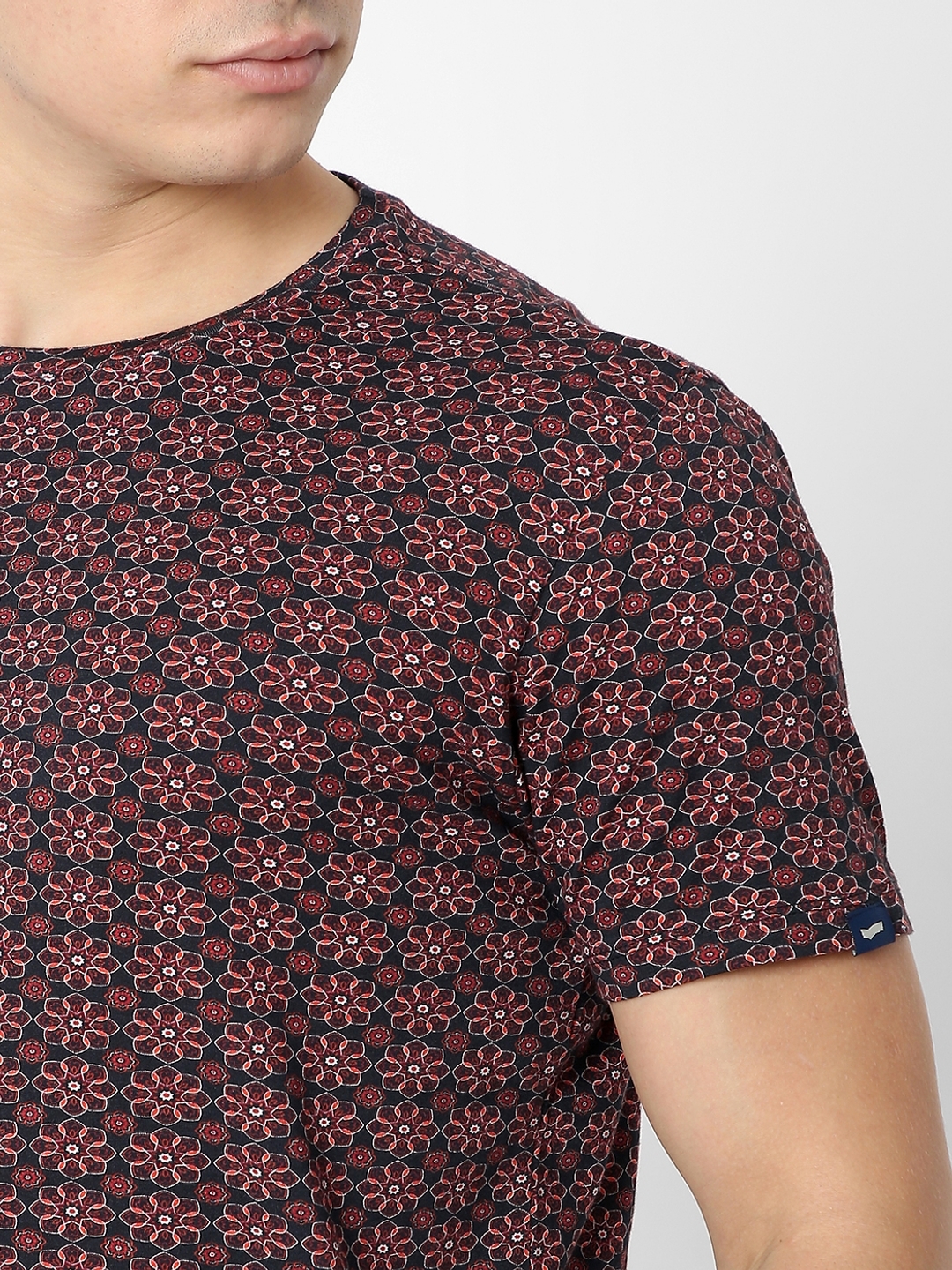 Floral Print Slim Fit Crew-Neck T-shirt