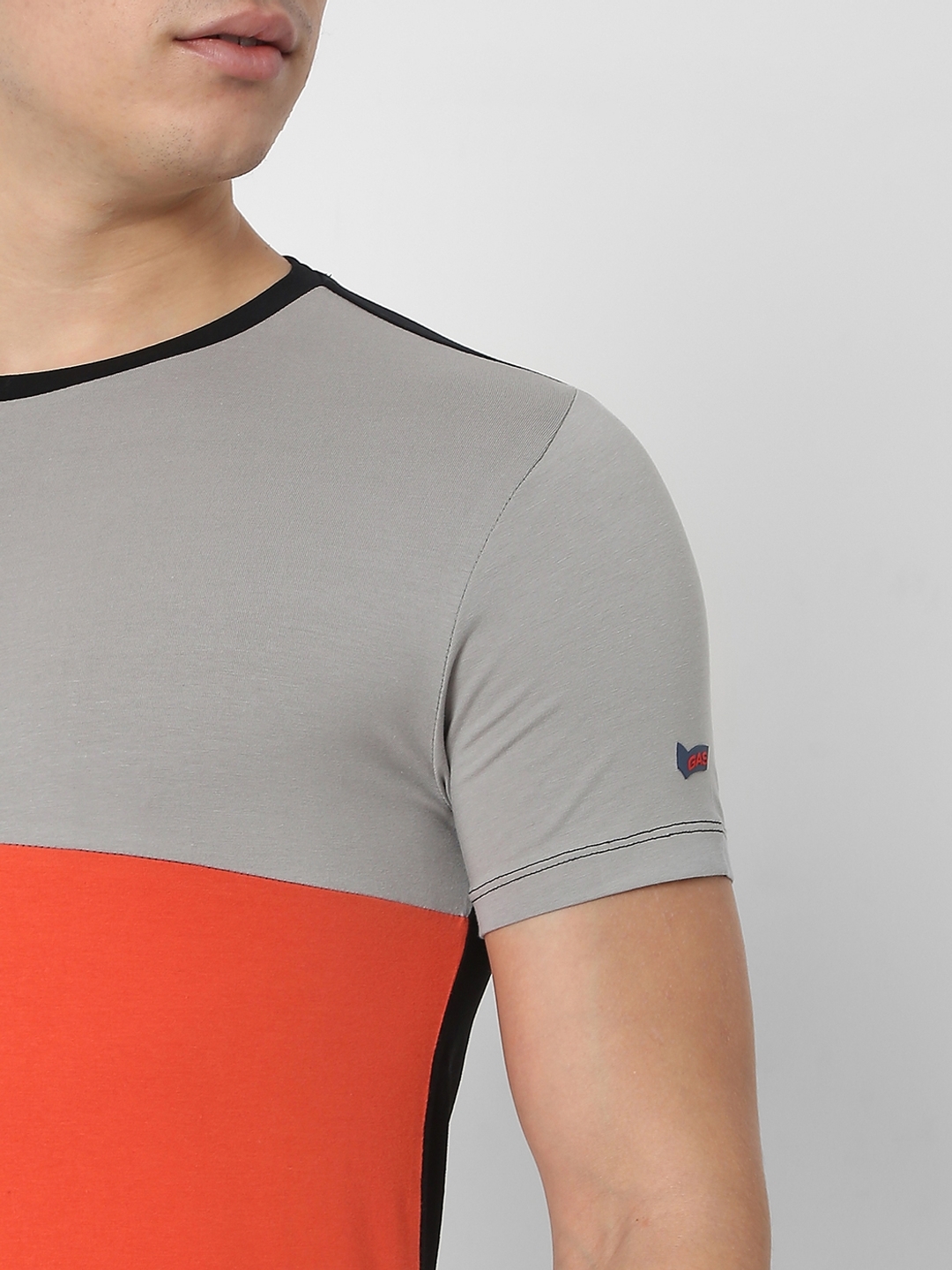 Colourblock Slim Fit Crew-Neck T-shirt