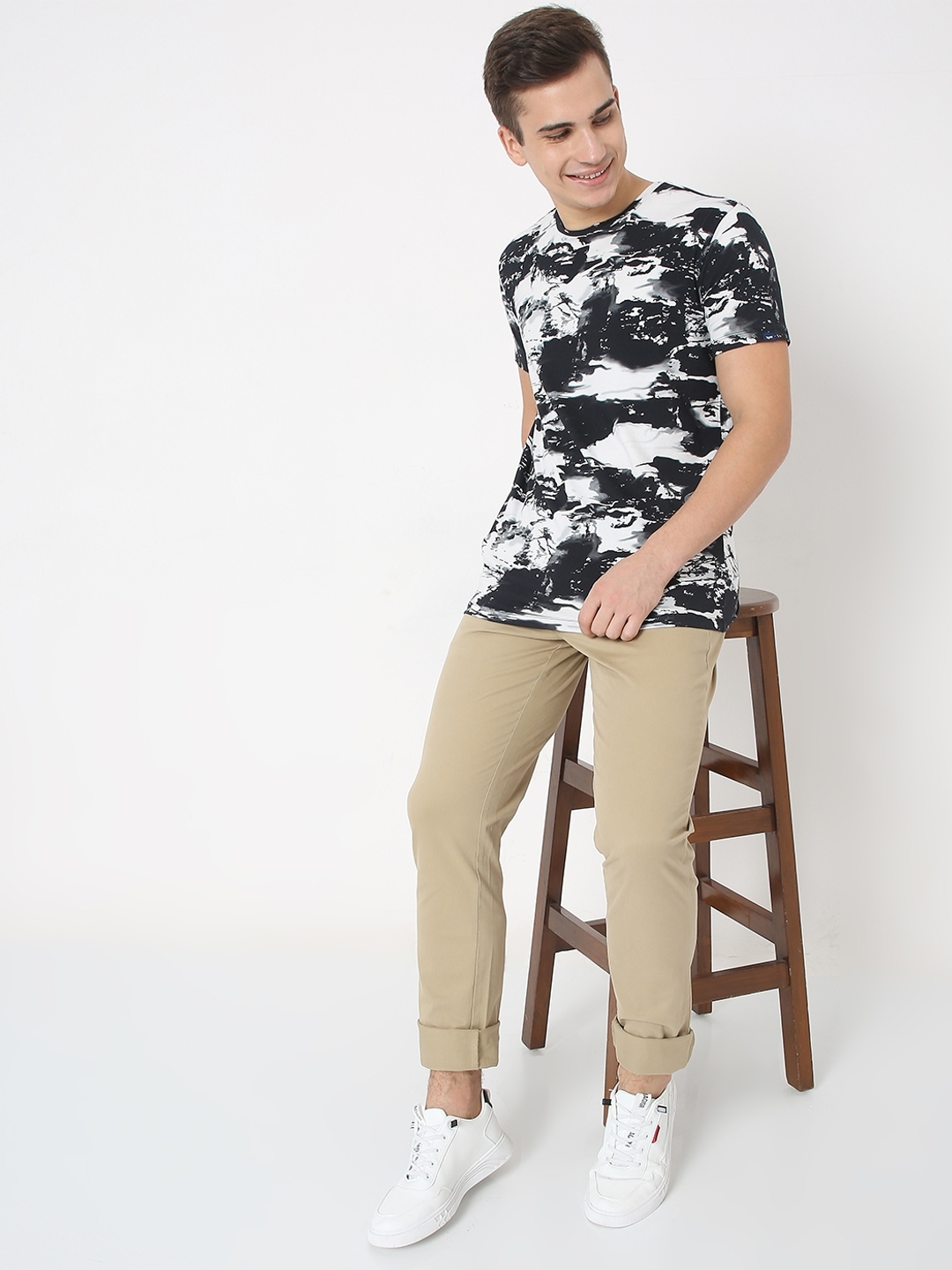 Printed Slim Fit Crew-Neck T-shirt