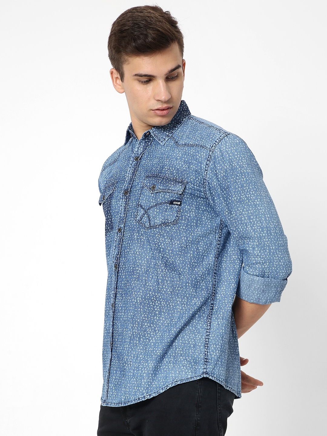 Sir Det Printed Slim Fit Shirt with Buttoned Flap Pockets