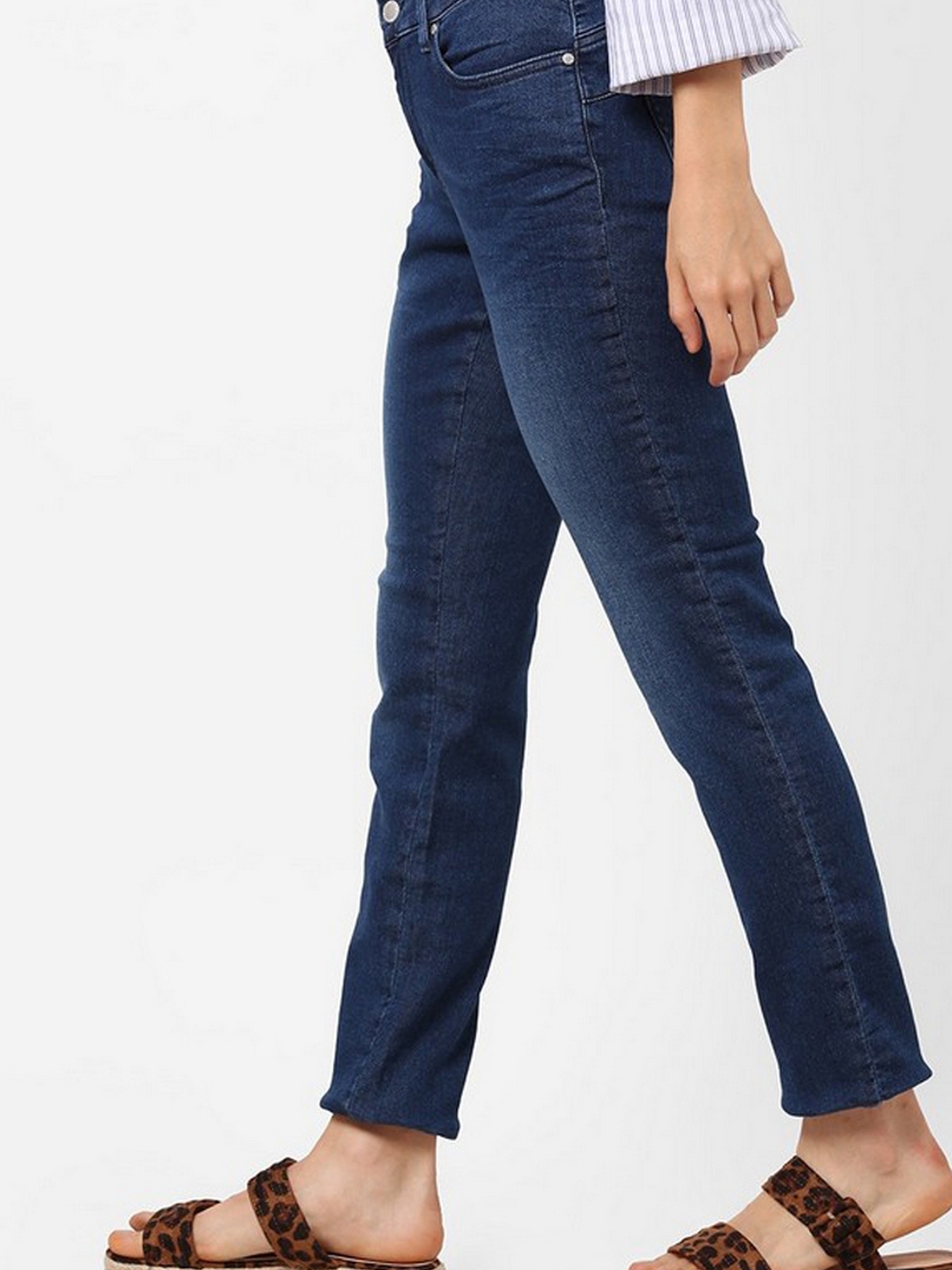 Women's medium wash slim fit Britty up motion jeans