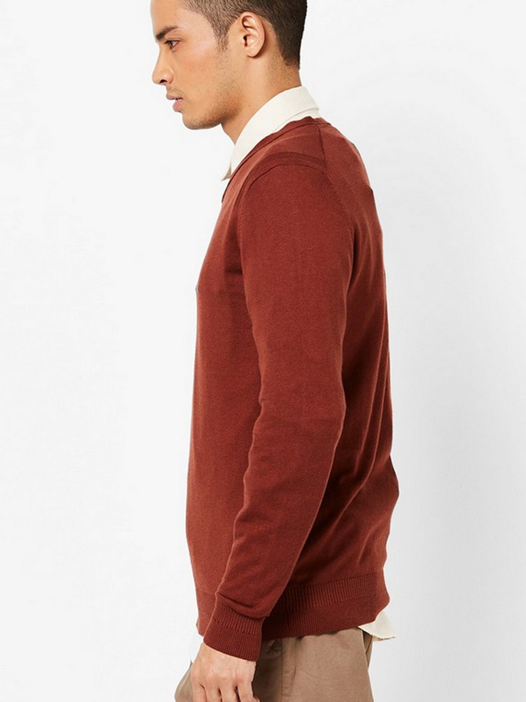 Slim Fit V-Neck Pullover with Ribbed Hems