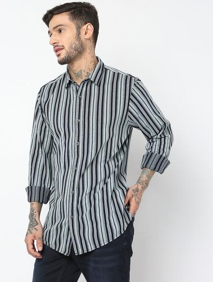 Regular Fit Full Sleeve Stripes Knit Shirts