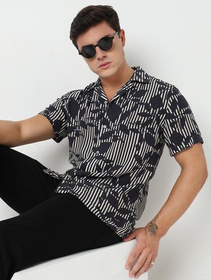 Regular Fit All Over Printed Short Sleeve Shirt with Resort Collar