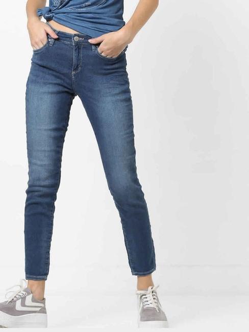 Women's skinny fit medium wash Star motion jeans