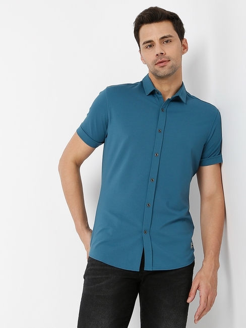 Slim Fit Shirt with Spread Collar