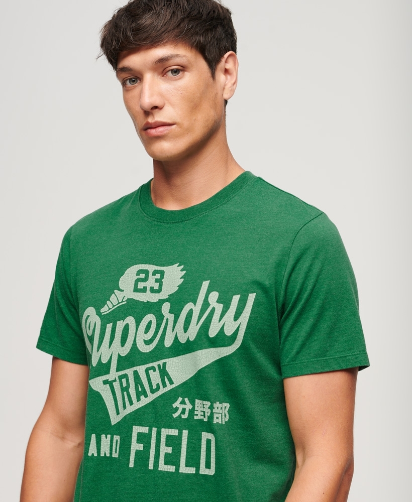 COLLEGE SCRIPTED GRAPHIC MEN'S GREEN TEE