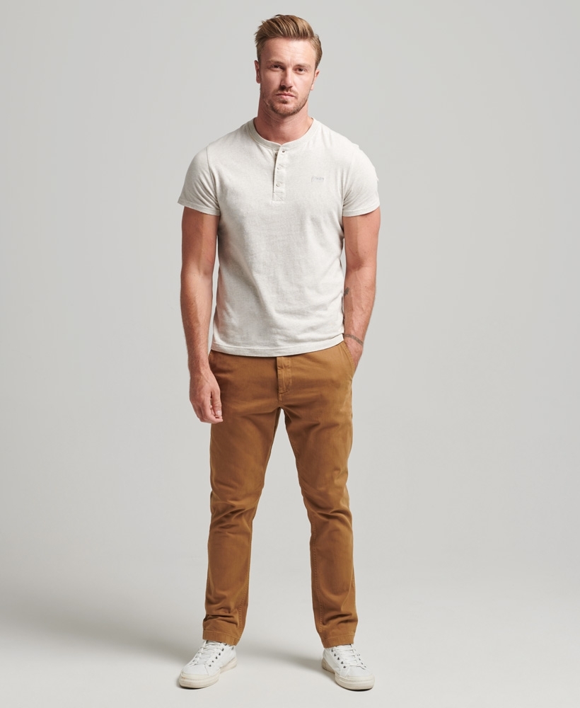 5 Best Chino Colors & Pants Every Man Should Own