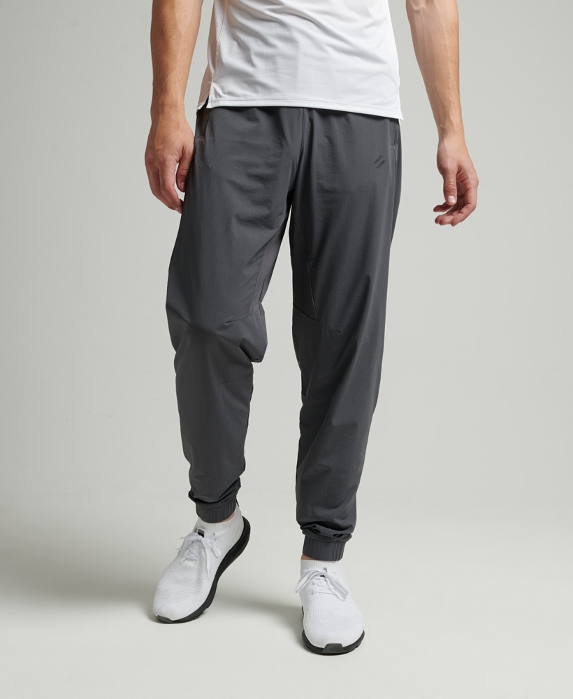 brands outlet jogger pant in grey colour, Men's Fashion, Bottoms, Joggers  on Carousell