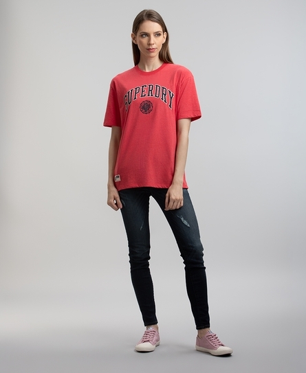 VINTAGE VARSITY EMBROIDERED WOMEN'S RED T-SHIRT