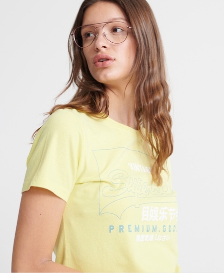 PG LABEL OUTLINE ENTRY TEE