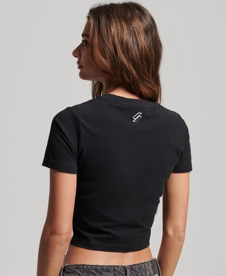 SPORT LUXE GRAPHIC FITTED WOMEN'S BLACK T-SHIRT
